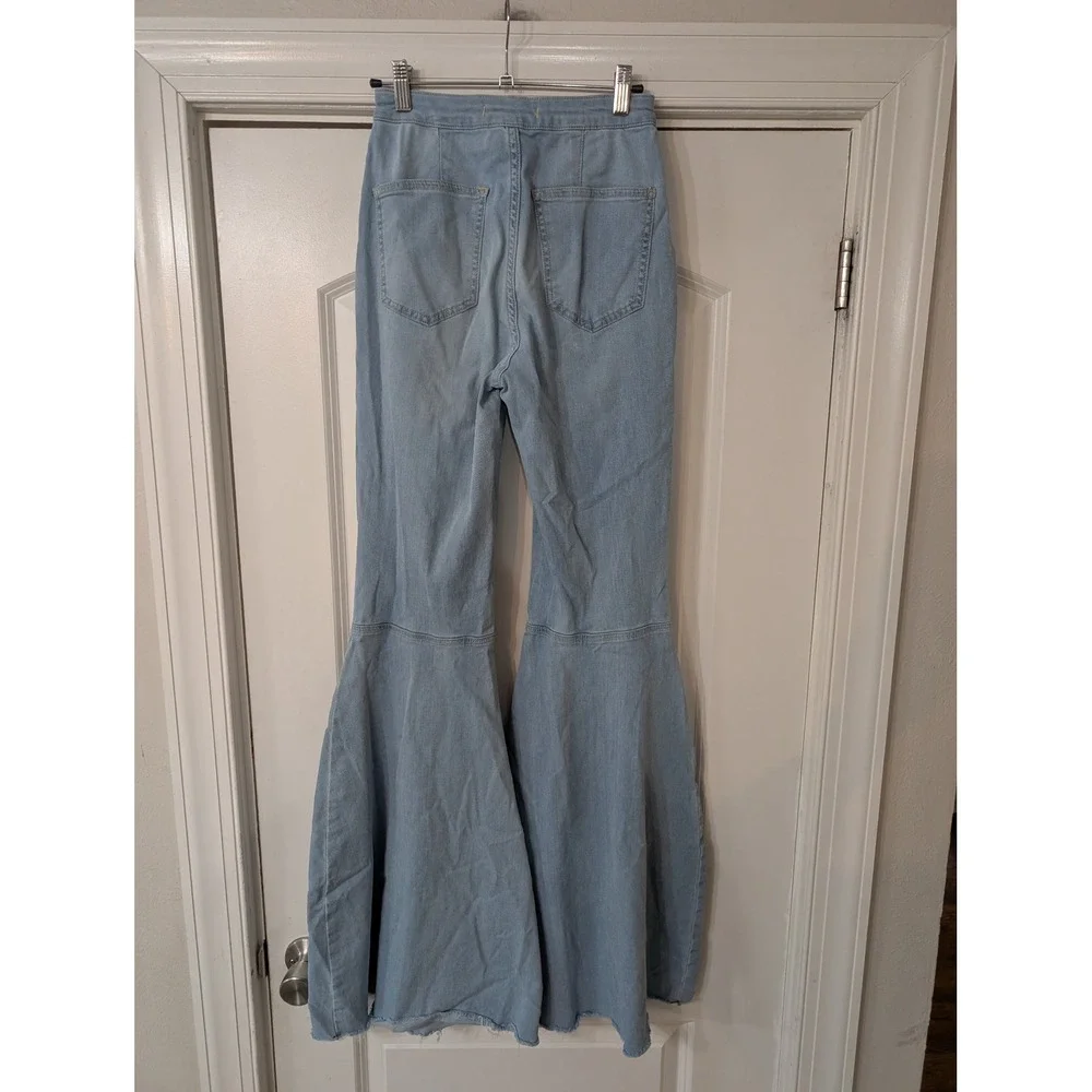 Free People just float on flare jeans Womens Size 26L Light Wash High‎ Rise - Picture 6 of 8